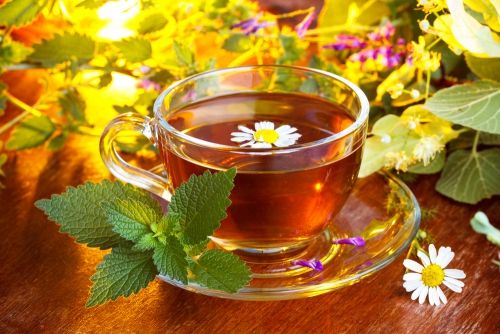 5 Herbal Teas For A Healthier Life