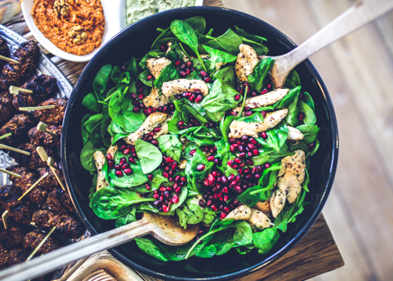 Recipe: Spinach, Chicken & Pomegranate Salad